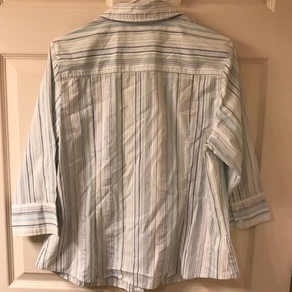 George Women’s Plus Casual Multicolor Striped Stretch Button Down Shirt - Picture 2 of 5